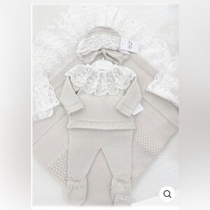 Elegant Knit Cream Baby Outfit with Lace Details